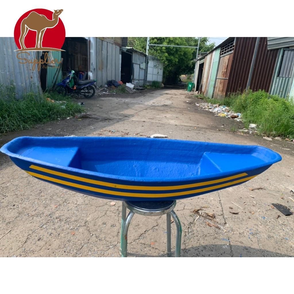 THUYỀN TRƯNG BÀY TRANG TRÍ